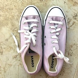 Brand new never worn purple converse